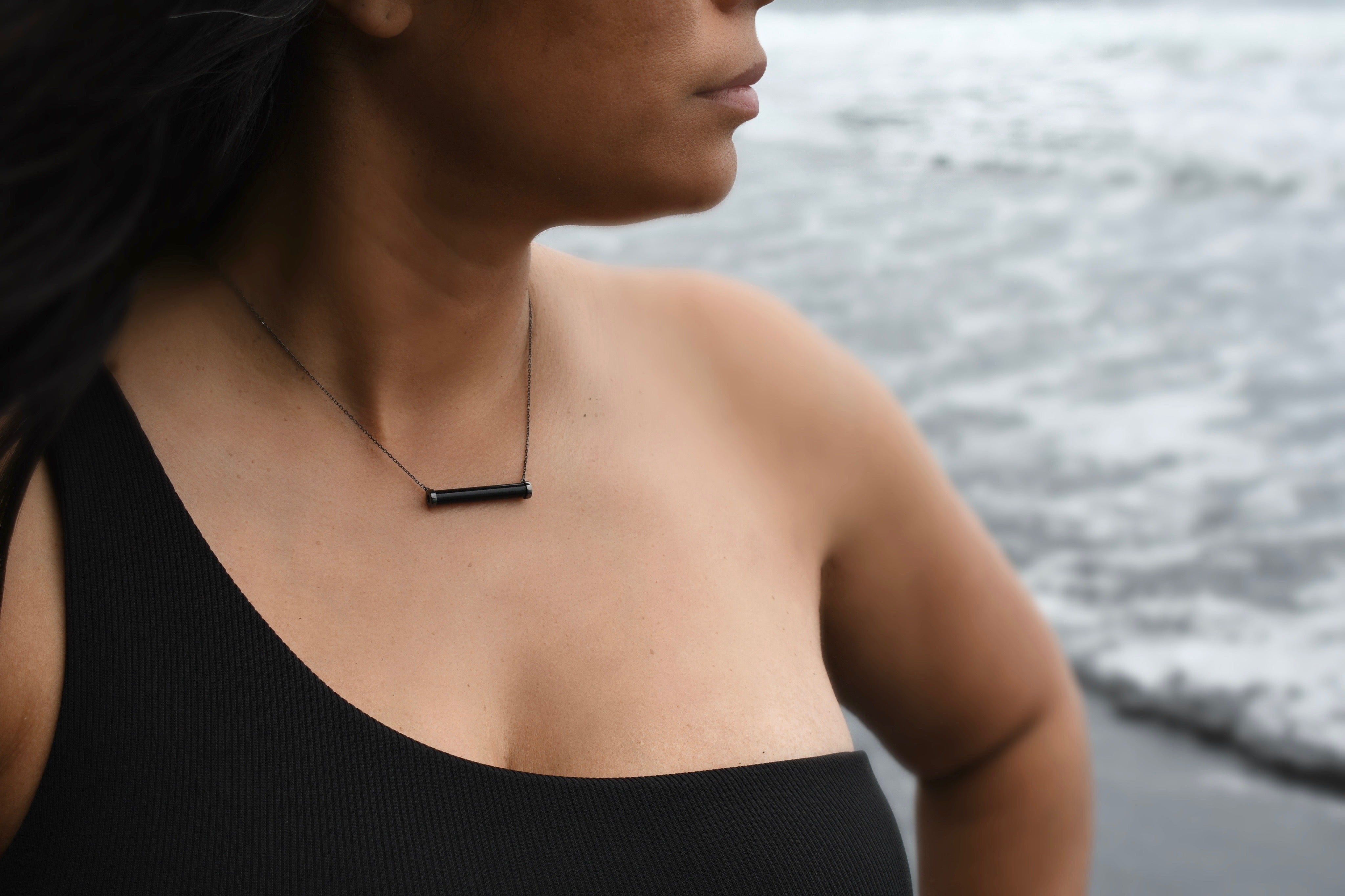 Aidyn Crystal Bar Necklace in Black Gold