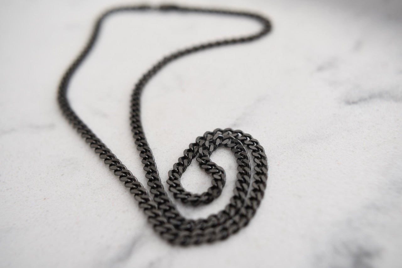 Keny Cuban Link Chain in Black Gold