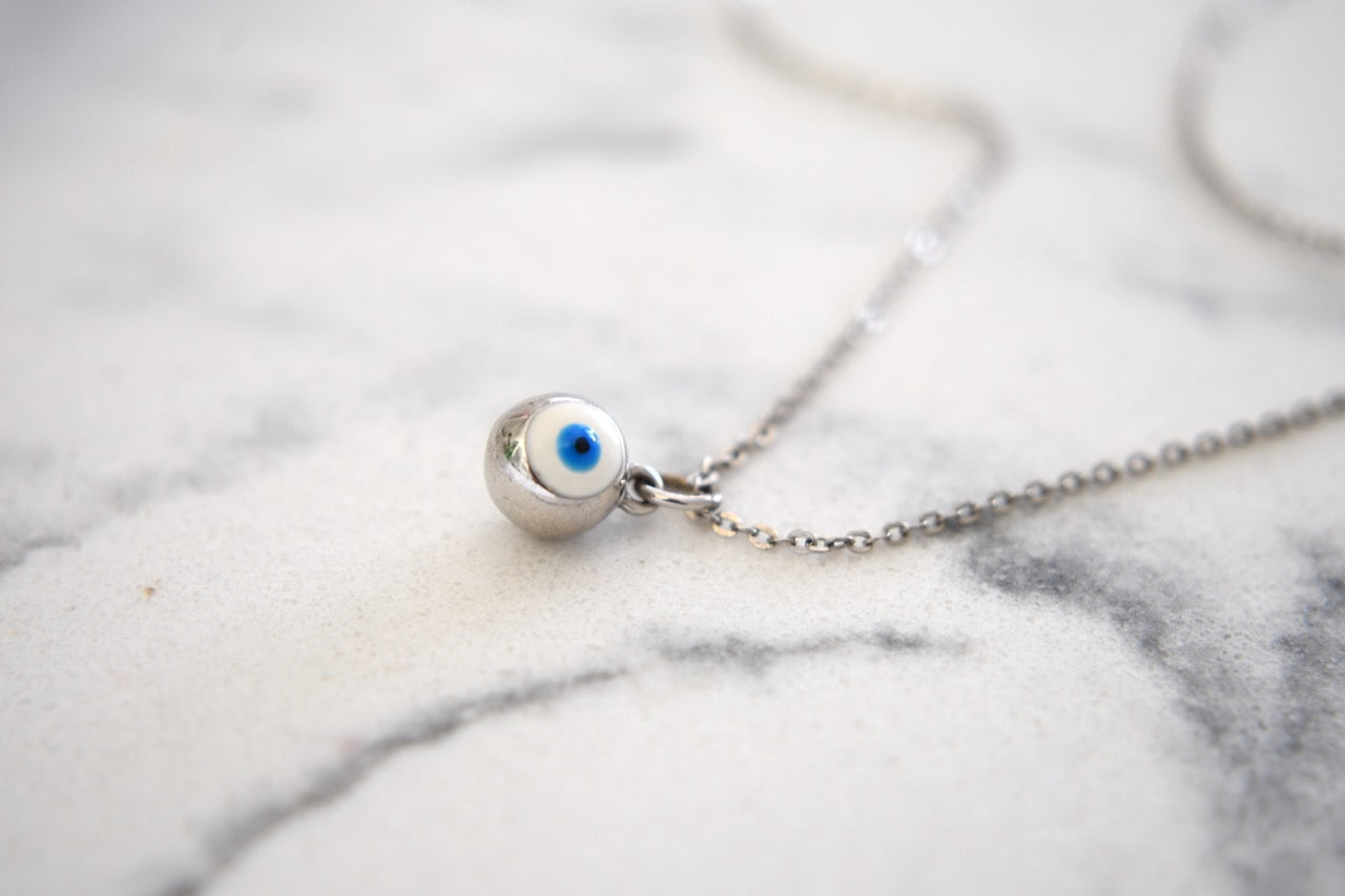 Cami Round Eye Necklace in White Gold Plating