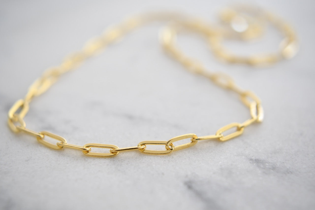 Ashes Paperclip Necklace in Yellow Gold